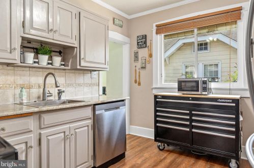 153 Park Pl, Camden NJ 08106-1221 exterior