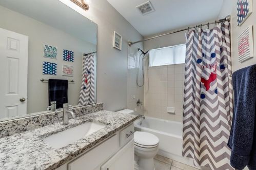 509 Flowering Plum Ln, Fort Worth TX  76140-6558 exterior
