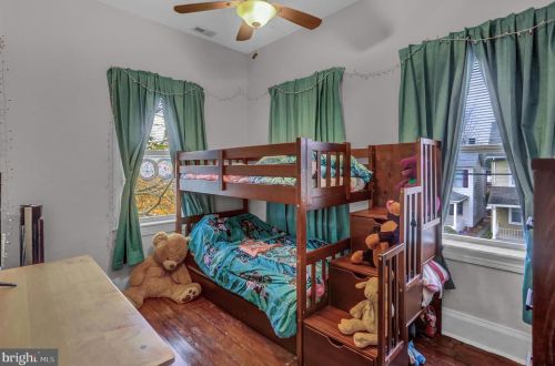 717 York St, Hanover PA 17331-3228 exterior