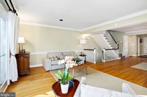 115 The Mews, Tavistock NJ exterior