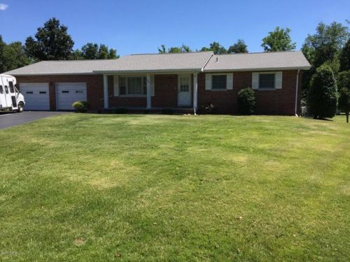 305 Lingale Ave, Marion, IL 62959-4883
