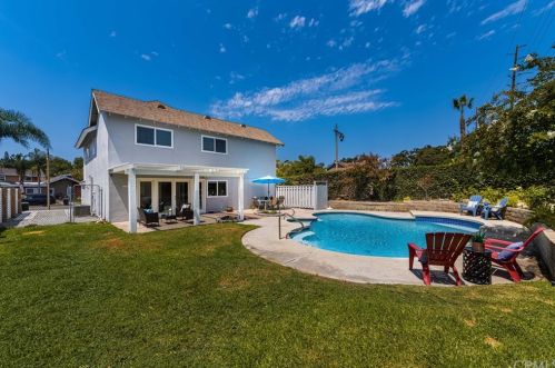 6298 Woodsboro Ave, Anaheim CA  92807-2347 exterior