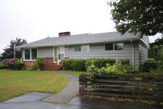 2196 Hawthorne St, Ferndale, WA 98248-9272