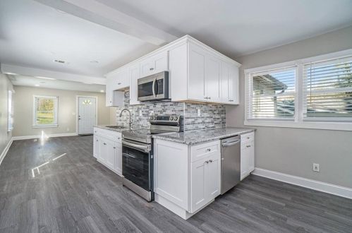 123 Dahlia Ave, Atlanta GA  30314-1207 exterior