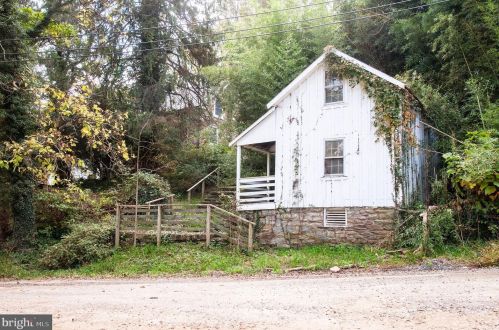 36995 Gaver Mill Rd, Purcellville, VA 20132-2758