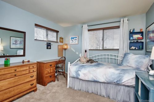 6339 Oneida Ct, Englewood CO 80112-2520 exterior