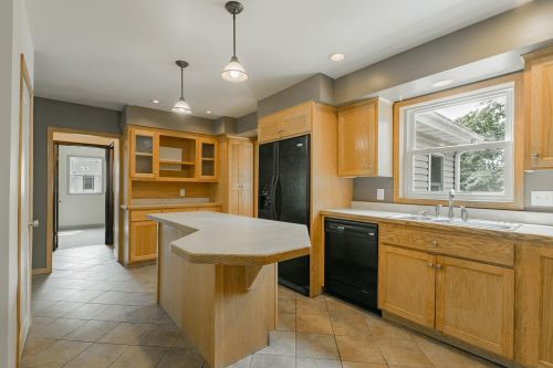 652 Berwood Ave, Saint Paul MN  55127-5103 exterior