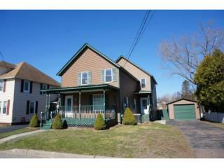 2 Niquette Ct, Winooski VT  05404-1854 exterior