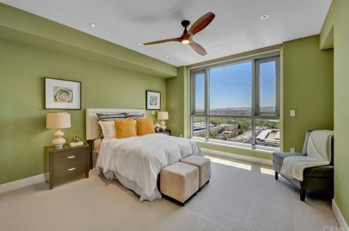 5144 Scholarship, Irvine CA  92612-5696 exterior
