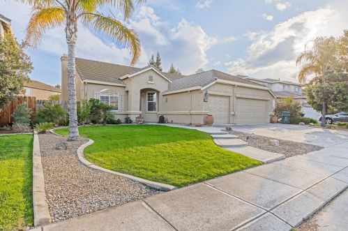 2112 Steinbeck Dr, Modesto, CA 95356-8934