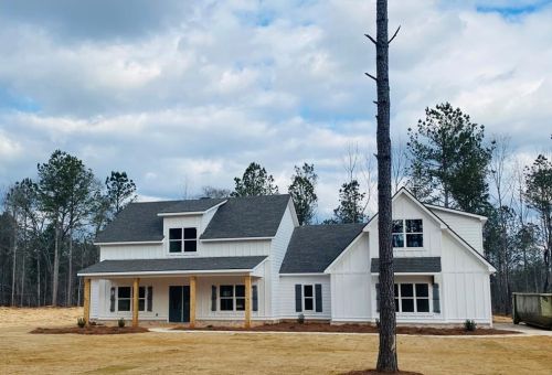 647 Mooyn Rd, Carrollton, GA 30116-0080