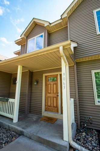 9063 Duckwood Trl, Saint Paul MN  55125-8687 exterior