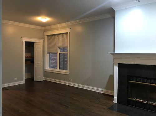 3749 Clifton Ave, Chicago, IL 60613-3812
