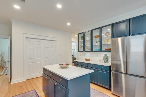 1332 Hooper Ave, Atlanta GA  30307-2014 exterior