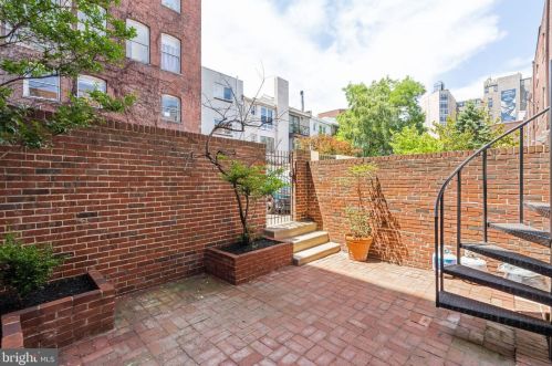 1726 Lombard St, Philadelphia PA  19147-1531 exterior
