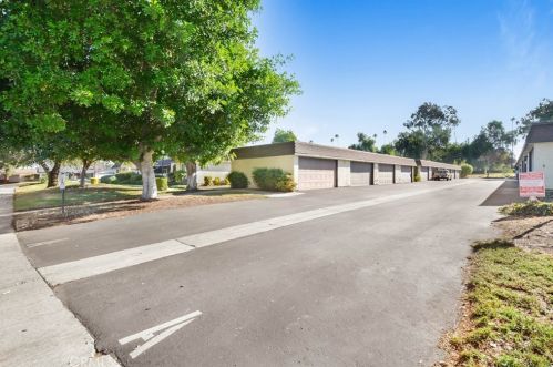 2730 Monroe St, Riverside CA  92504-4234 exterior