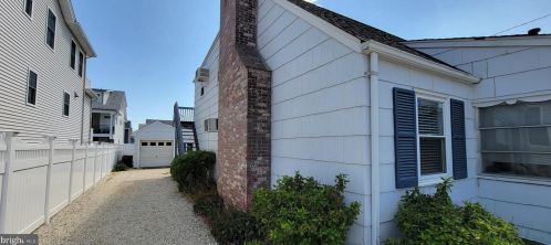 138 Princeton Ave, Lavallette, NJ 08735-2638