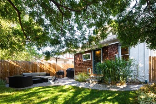 865 Logan St, Denver CO 80203-1290 exterior