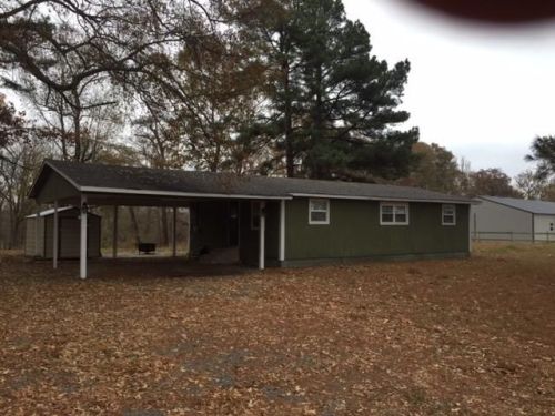 118 Swl Rd, Humphrey, AR 72073-9035