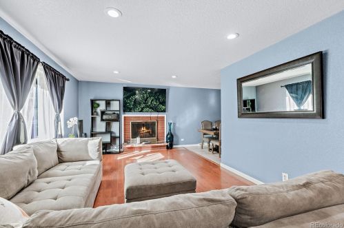 760 Evanston St, Aurora CO 80012-5718 exterior