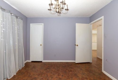 1322 Greencove Dr, Garland TX  75040-5937 exterior