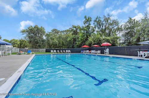 100 White St, Tinton Falls NJ 07724-4856 exterior