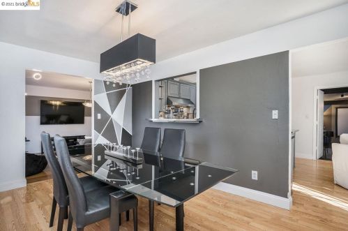 735 San Simeon Ct, Concord CA  94518-2316 exterior