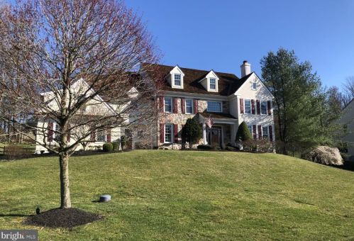 572 Heilbron Dr, Media, PA 19063-4500