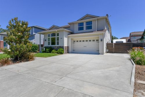 8344 Vercelli Ct, Windsor, CA 95492-7742
