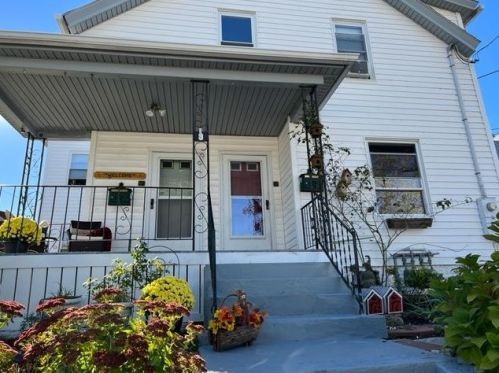17 Balcom St, Nashua, NH 03060-3761