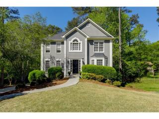 518 Chapman Ln, Marietta, GA 30066-3676