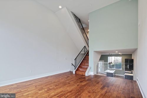 541 12 St, Philadelphia PA 19123-1156 exterior