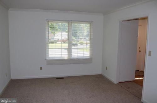 10926 Crestwood Dr, Spotsylvania VA  22553-1603 exterior