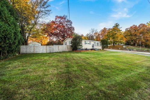 46 Northeastern Blvd, Nashua, NH 03062-3127