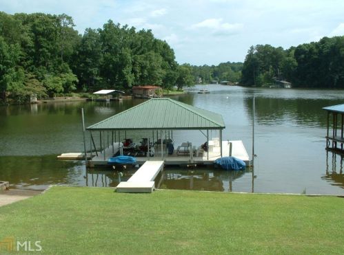 132 Mabry Rd, Jackson, GA 30233-3812