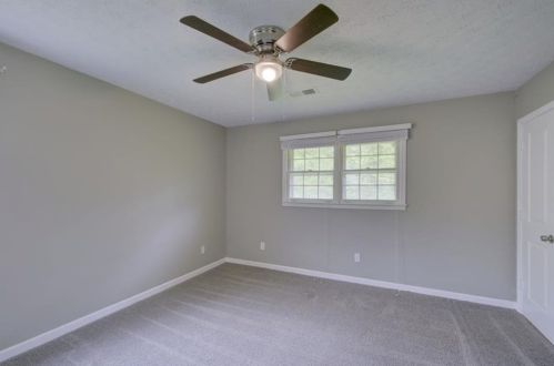 5805 Feldwood Rd, Atlanta GA  30349-2868 exterior