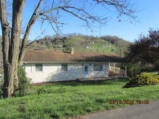 284 Dodge St, Elk Garden, VA 24266-4842