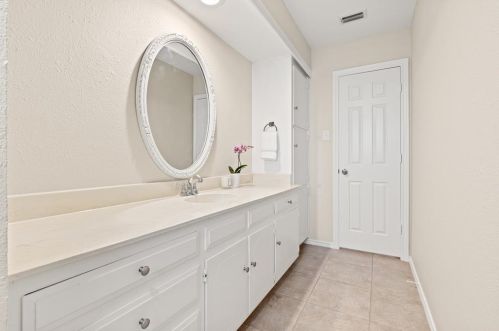 7000 Tumbling Trail Ct, Fort Worth TX  76116 exterior