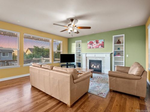 26605 Peakview Dr, Aurora CO 80016-6108 exterior