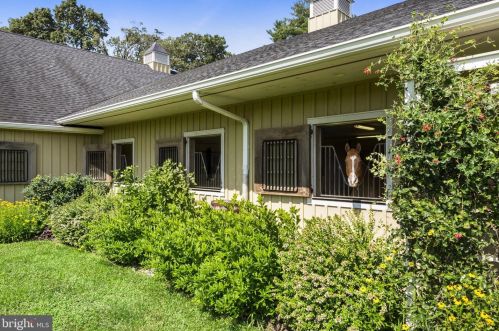 2874 Patuxent Riv Rd, Davidsonville MD 21035-2237 exterior