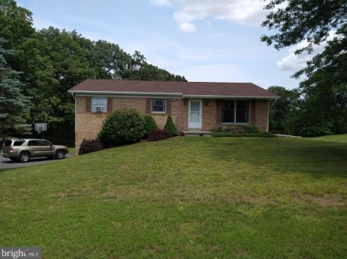 6 Mildred Ave, Duncannon, PA 17020-9724