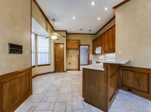 106 Lk Frst Ct, Garland TX  exterior