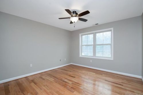 43 Hillside Dr, Ellington CT  06029-2417 exterior