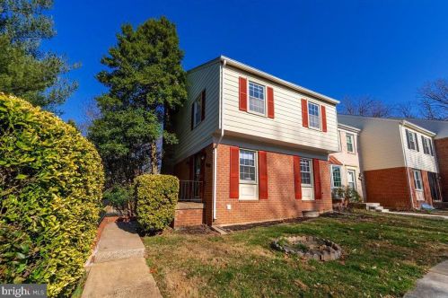 4901 Van Walbeek Pl, Annandale, VA 22003-6024