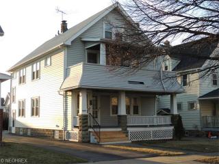 3634 138 St, Cleveland OH  44120-4558 exterior