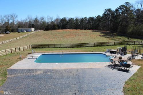120 Robertson Rd, Lagrange, GA 30241-9601