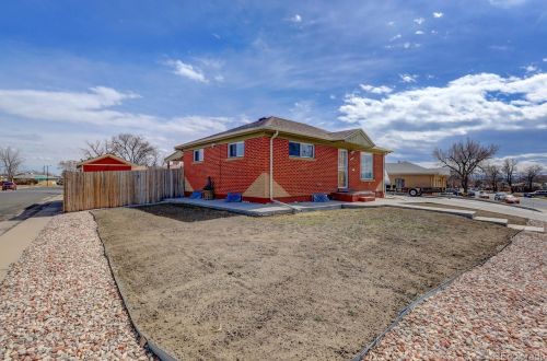 7250 Masey St, Denver, CO 80221-2739