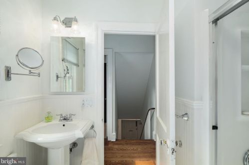 730 Redman Ave, Haddonfield NJ 08033-2744 exterior