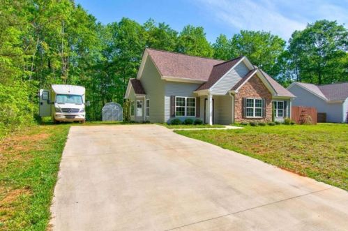 200 Bob White Cir, Cleveland GA  30528-1508 exterior