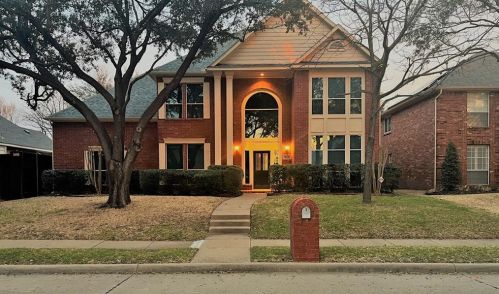 18716 Greenside Dr, Dallas TX  75252-2691 exterior